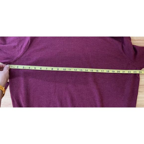 Peter Millar Berry V-Neck 100% Merino Wool Pull Over Mens XL Sweater - Picture 6 of 7